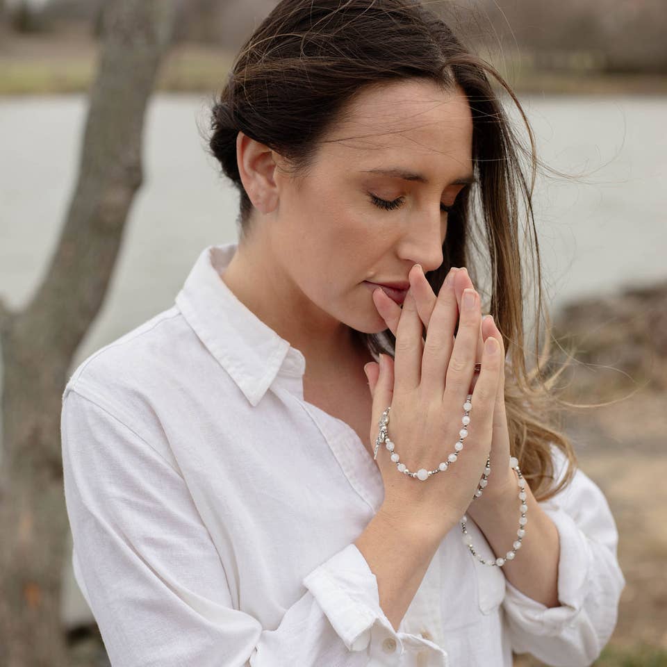 Miracles Rosary Wrap - Silver / Black