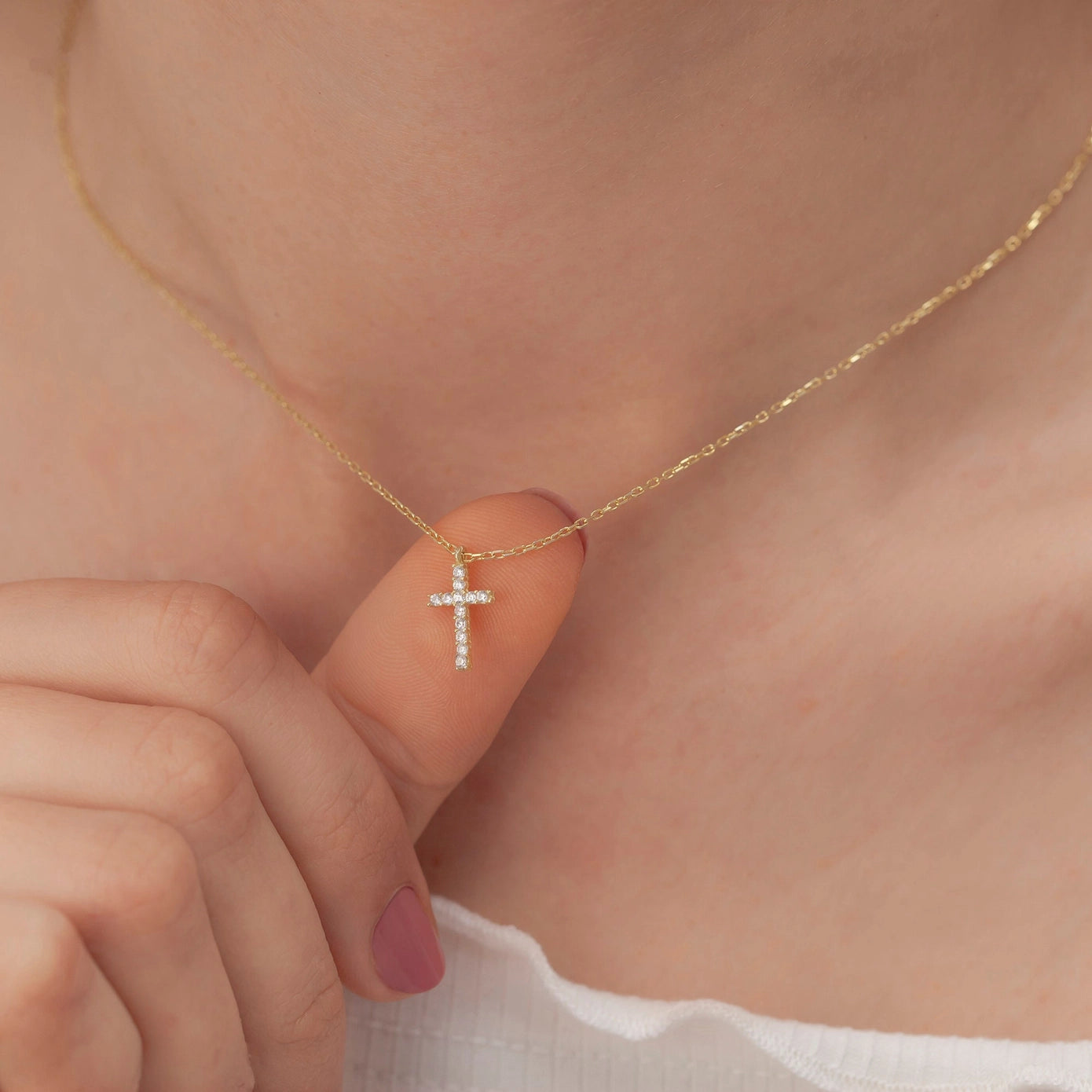 PREORDER: Dainty Cross Necklace