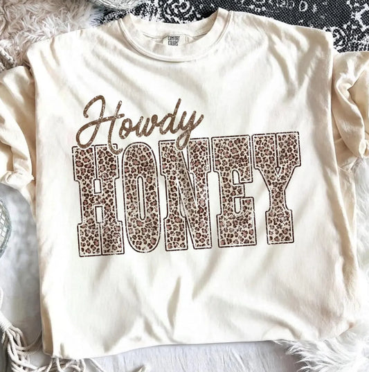PREORDER: Howdy Honey Tee.